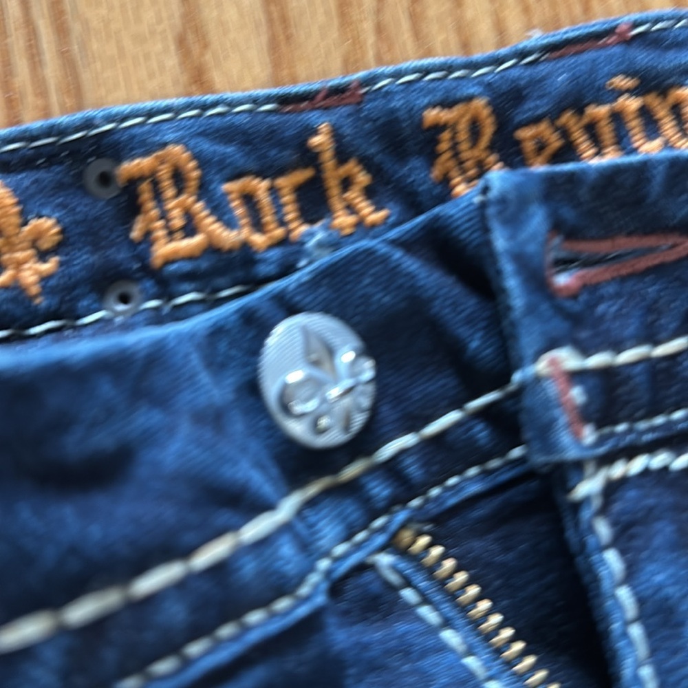 Ladies Rock Revival jeans, size 28 hemmed to a 30 length like new hardly worn. - Picture 11 of 16